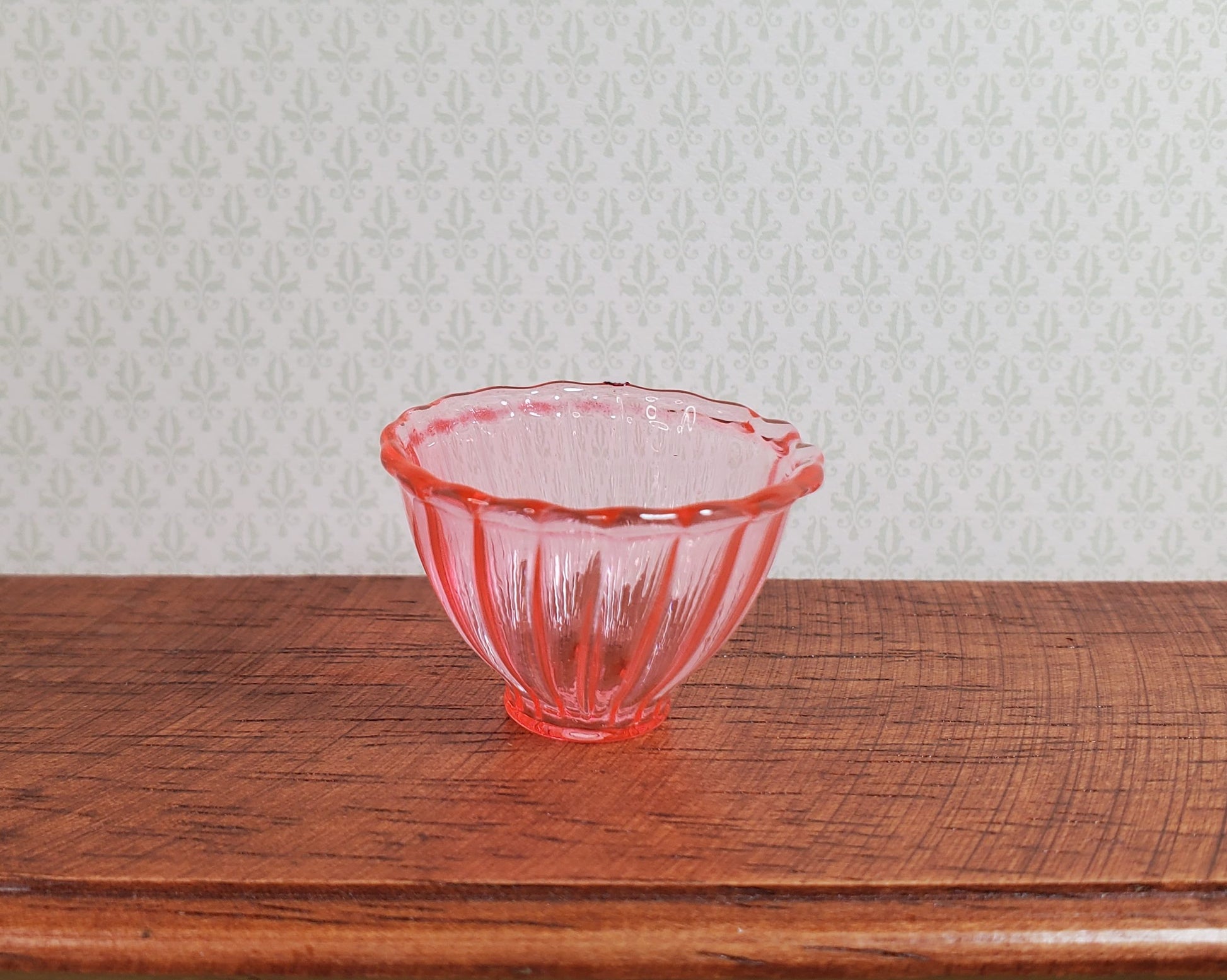 Dollhouse Glass Serving Bowl Large 1:12 Scale Miniature Light Pink