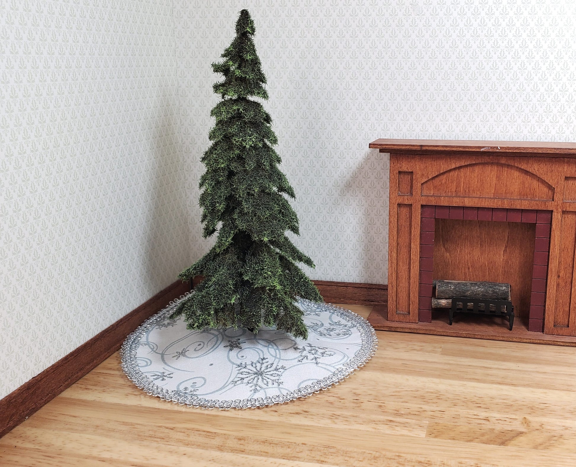 Dollhouse Christmas Snowflake Tree Skirt 1:12 Scale Miniature Holiday Decorating