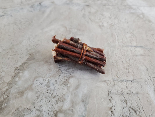 Dollhouse Small Kindling Bundle Logs for Fireplace Firewood 1:12 Scale Miniatures