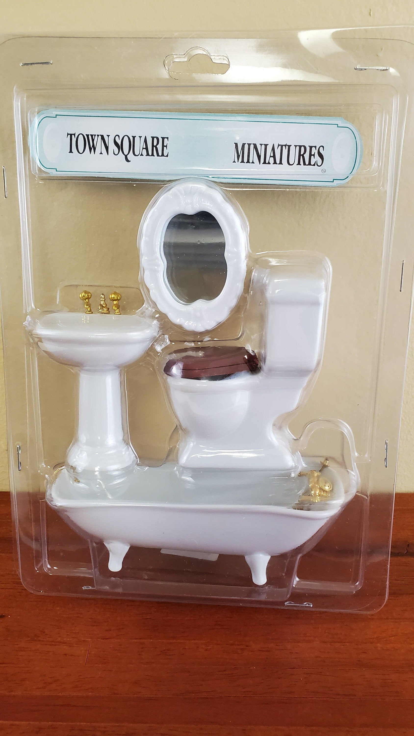 Dollhouse Miniature Bathroom Set Tub Toilet Sink All White Gold Fixtures 1:12 Scale