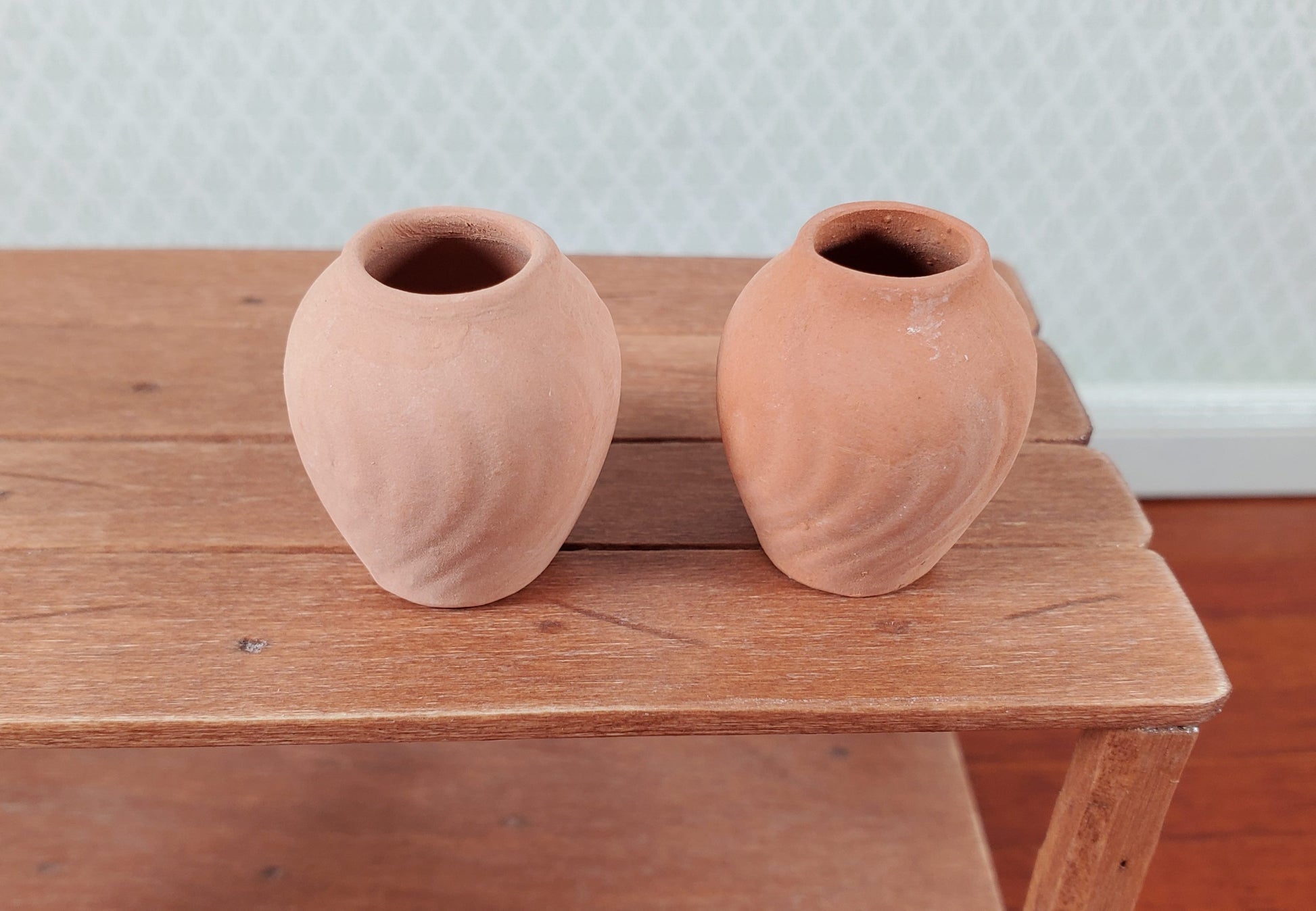Dollhouse Terra Cotta Vase Set of 2 Unglazed 1:12 Scale Miniatures