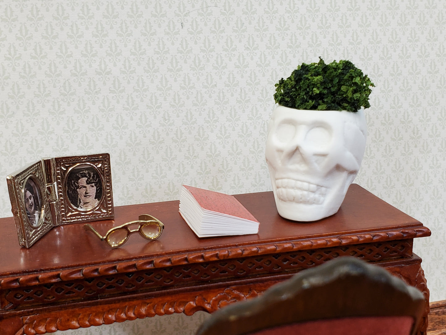 Miniature Halloween Skull Planter or Candy Dish for Dollhouse Decoration 1" Tall