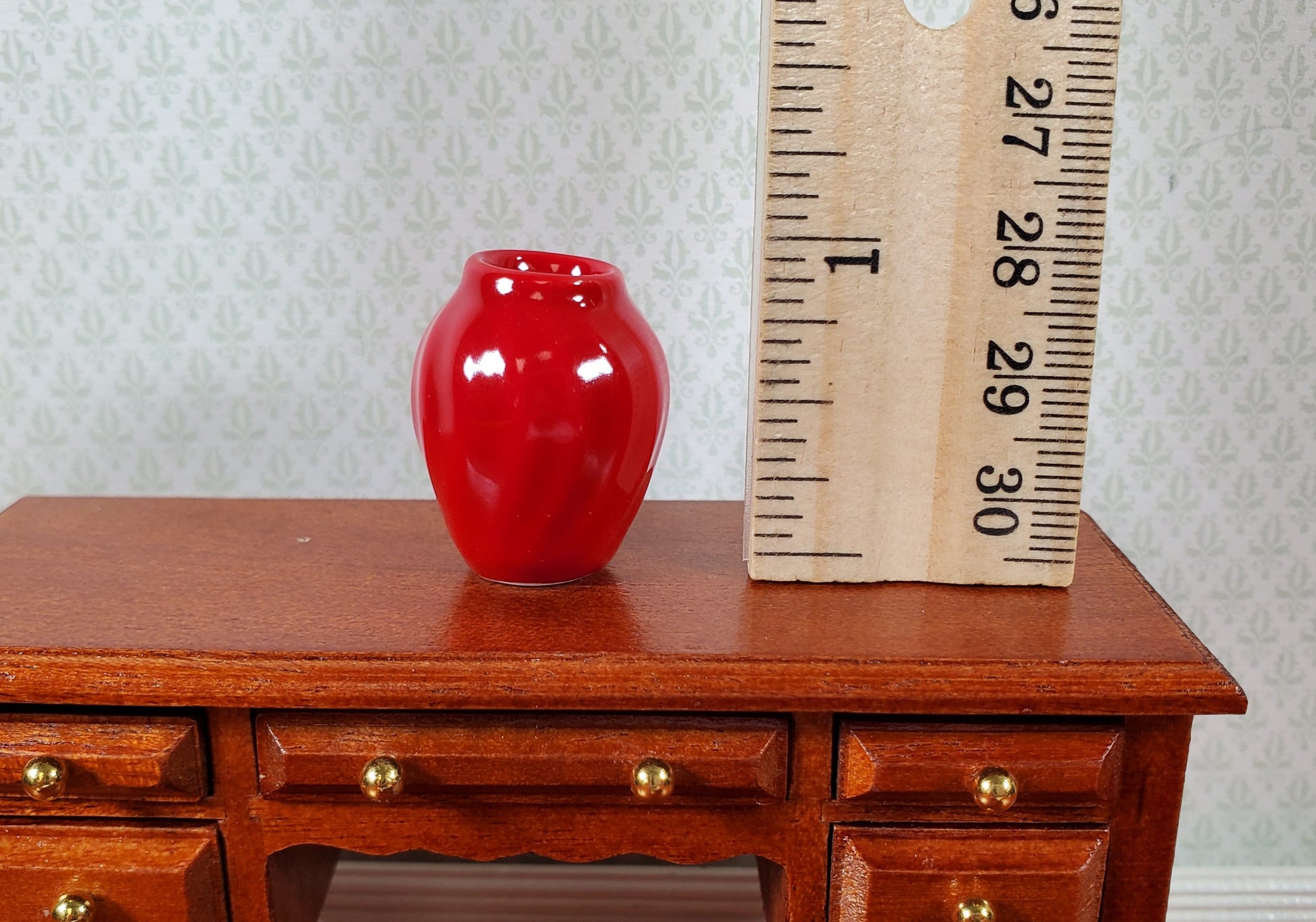 Dollhouse Large Red Swirl Patterned Ceramic Vase 1:12 Scale Miniature