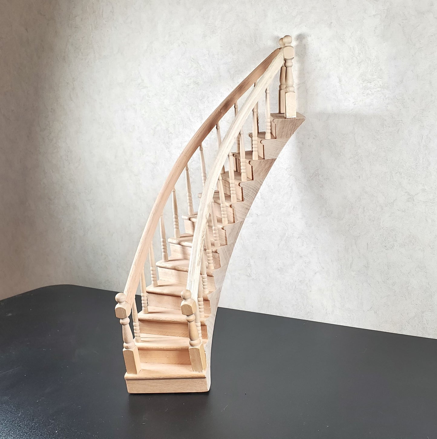 Dollhouse Right Curved Staircase Assembled 1:12 Scale Miniature Stairs Steps