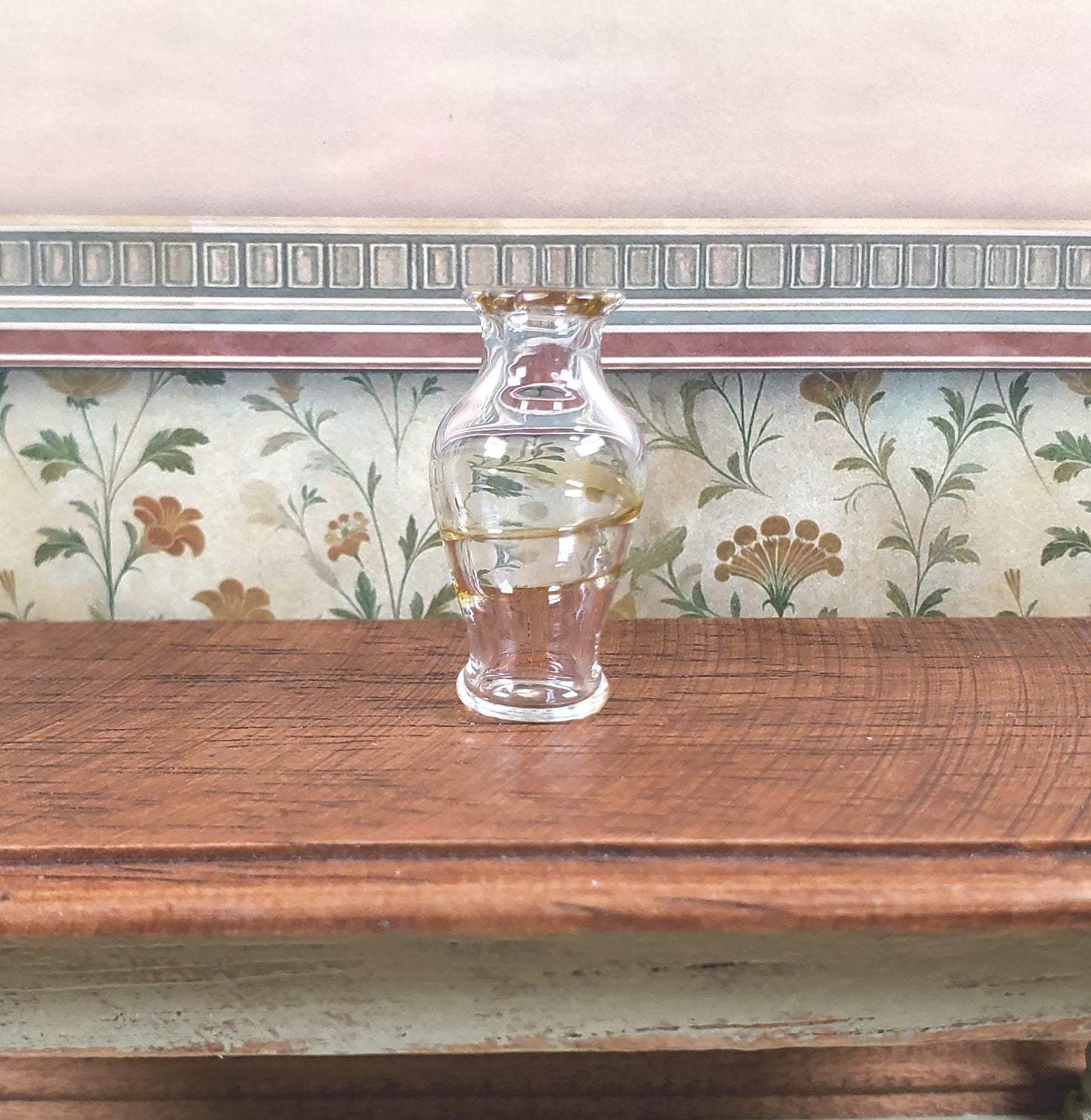 Dollhouse Classic Pedestal Vase Yellow Swirl 1:12 Scale Glass Miniature Decor