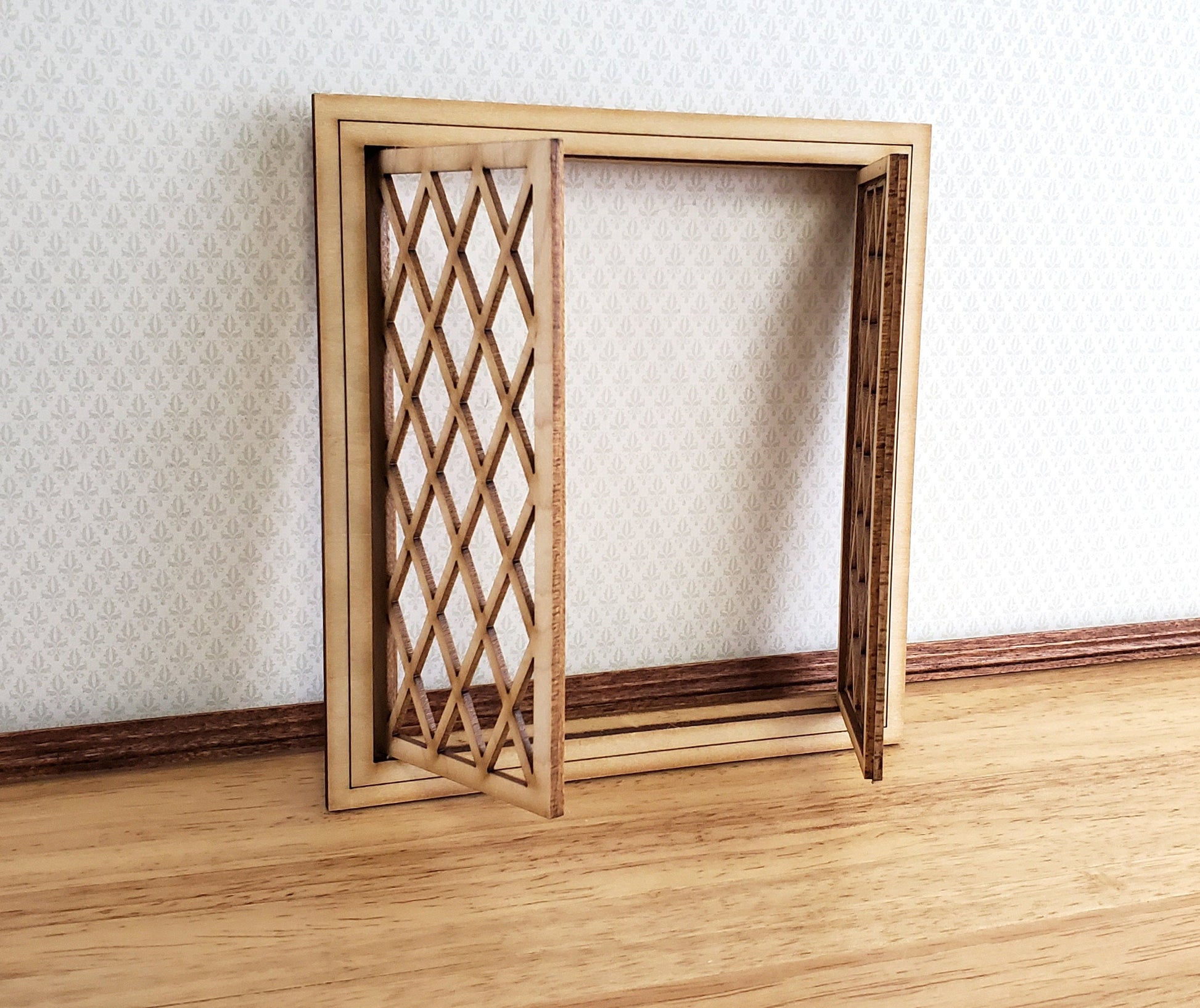 Dollhouse Miniature Double Window Tudor Style Diamond Pane 1:12 Scale Alessio 2126CW