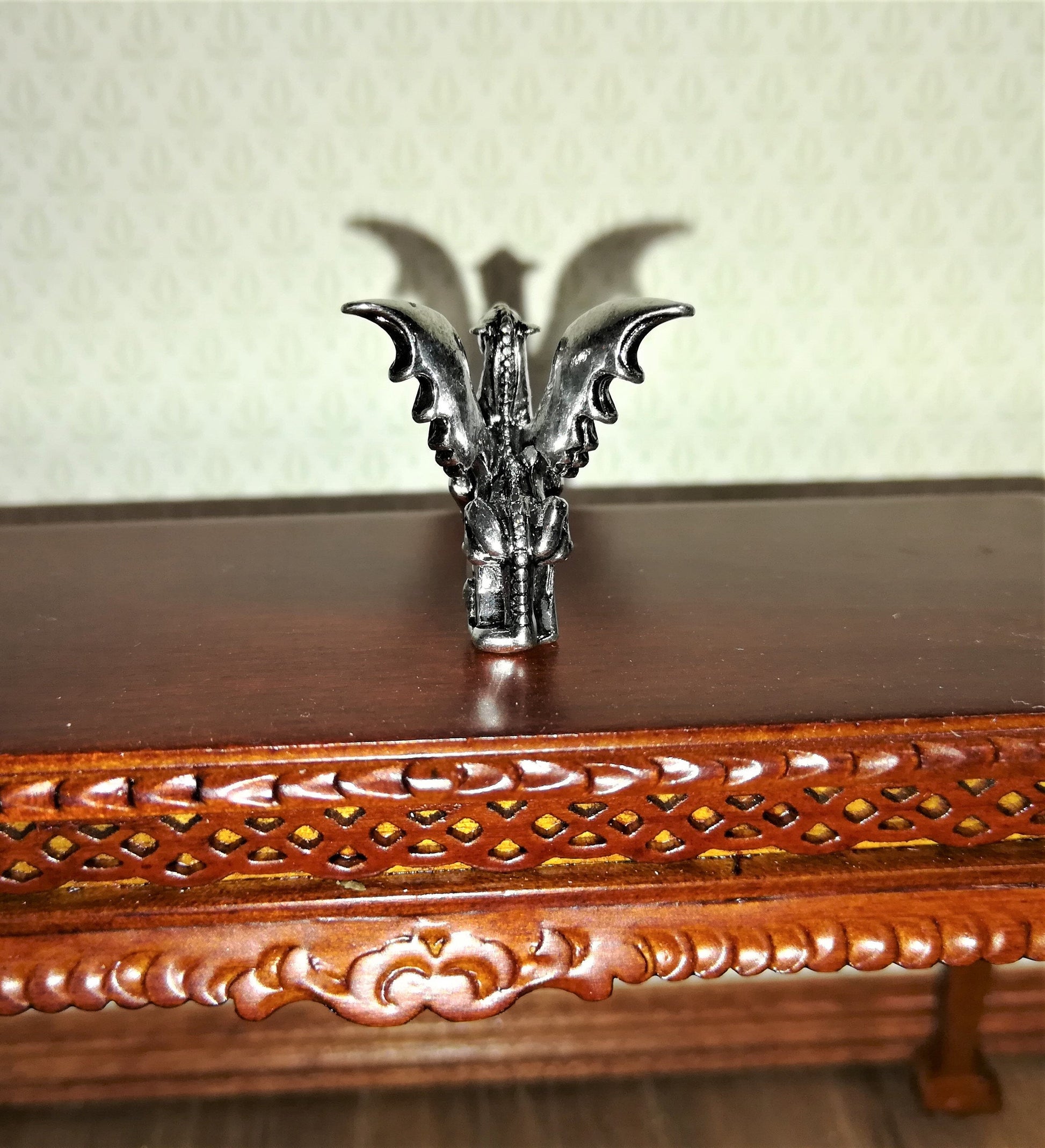 Dollhouse Miniature Dragon Statue Silver Tone 1:12 Scale 7/8" Tall Detailed