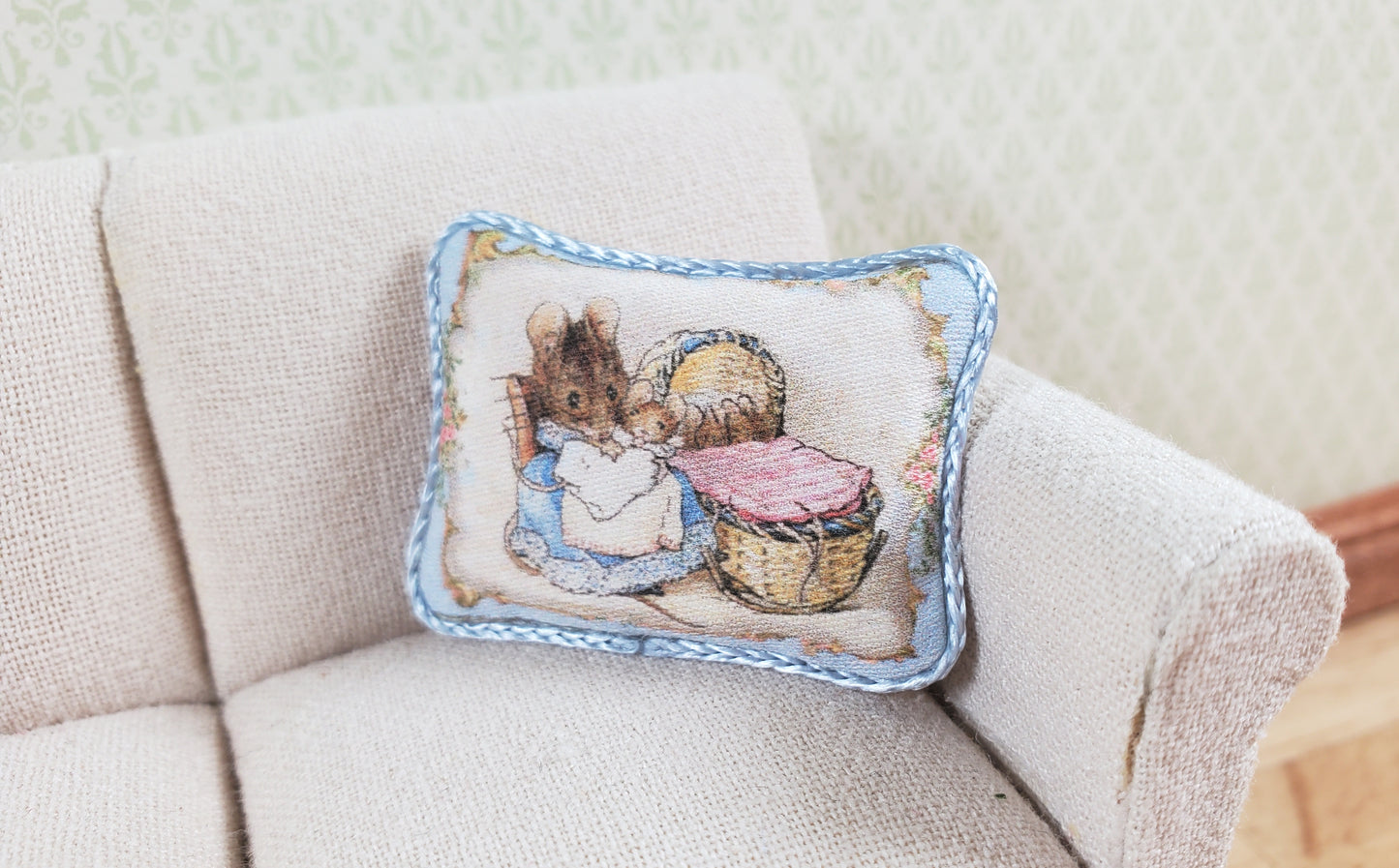 Dollhouse Pillow Mrs Tittlemouse Beatrix Potter Handmade 1:12 Scale Miniature
