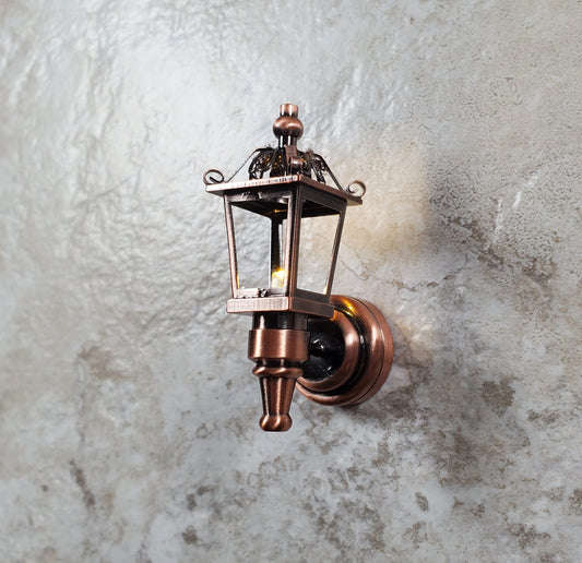 Dollhouse Carriage Light Lantern Bronze Wand Operated Battery 1:12 Scale Coach