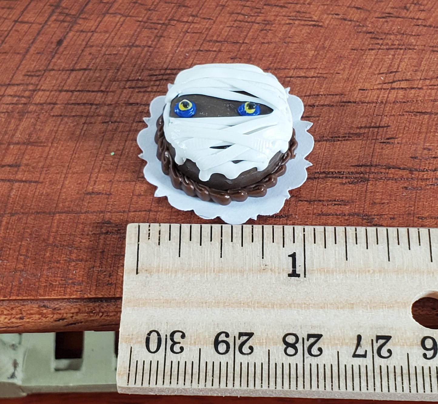 Dollhouse Halloween Mummy Cake Round 1:12 Miniature Food Kitchen Bakery
