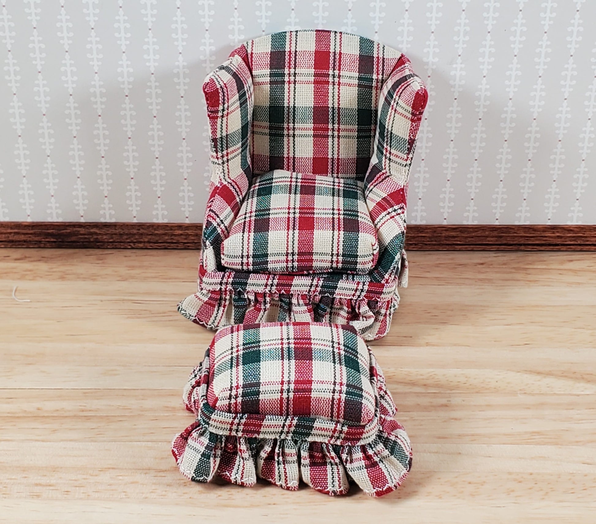 Dollhouse Small Chair with Ottoman Red Green Plaid 1:12 Scale Miniature Furniture