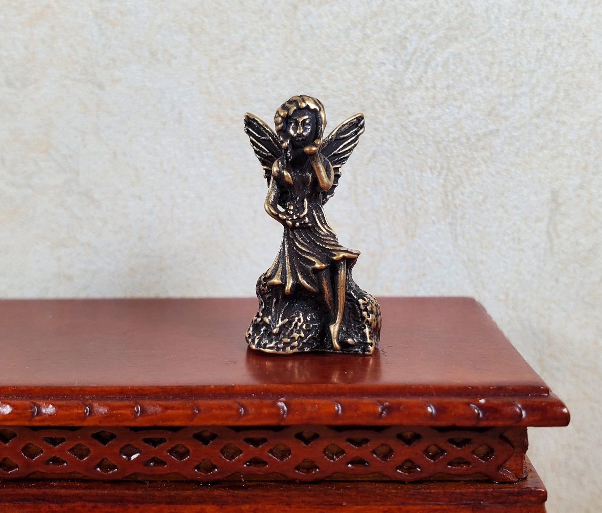 Dollhouse Bronze Fairy Statue 1:12 Scale Dollhouse Miniature Garden