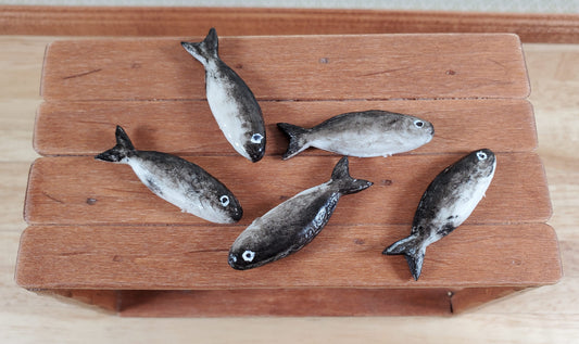 Miniature Fish Set of 5 for Dollhouse Seafood Grocer Grocery Store 1 3/8"