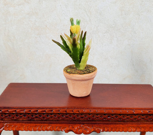 Dollhouse Pineapple Plant in Terra Cotta Pot 1:12 Scale Miniature Flowers