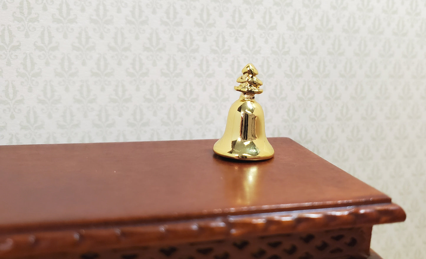Dollhouse Large Gold Christmas Bell 1:12 Scale Miniature