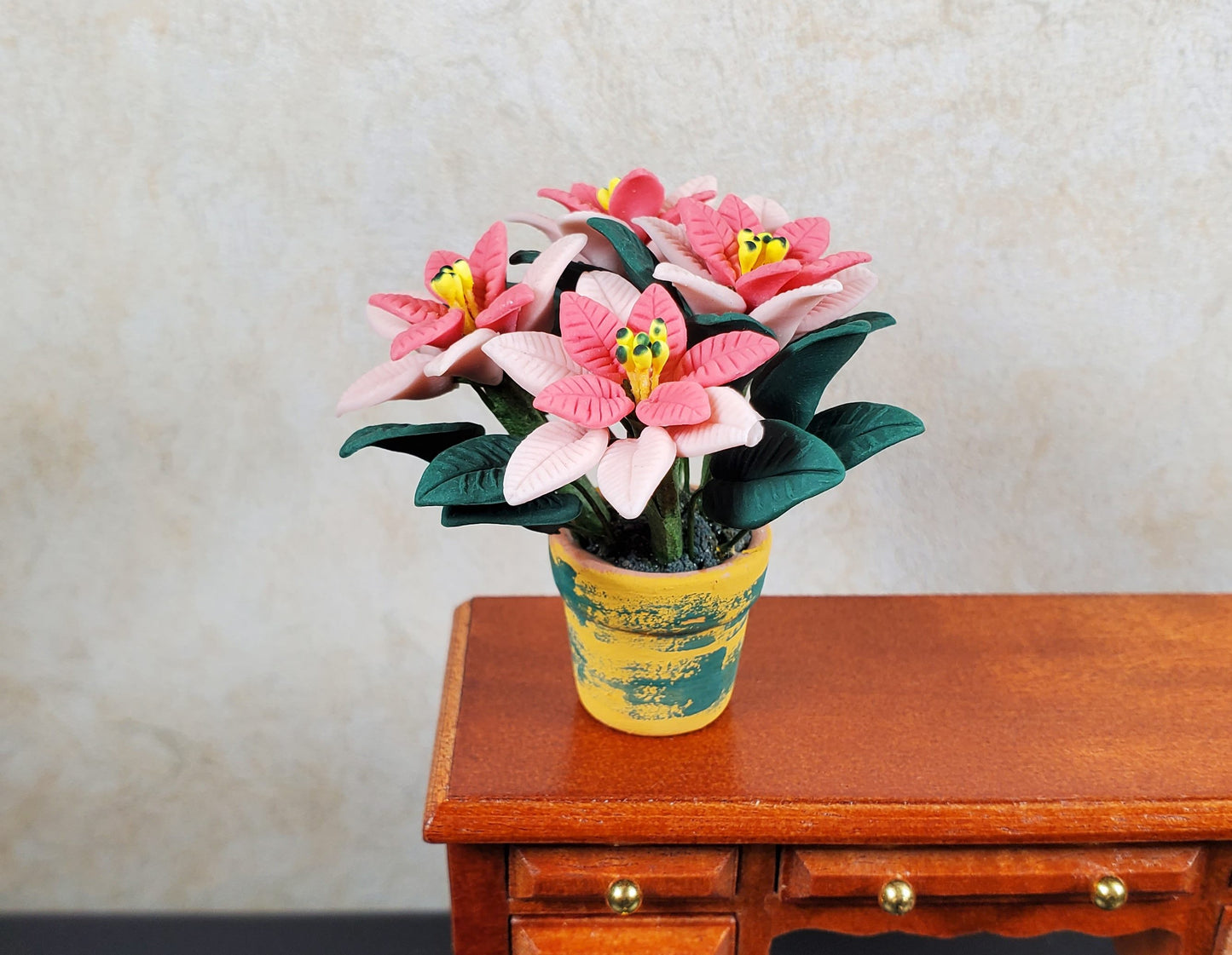 Dollhouse Large Pink Poinsettias in Yellow and Green Pot 1:12 Scale Miniature