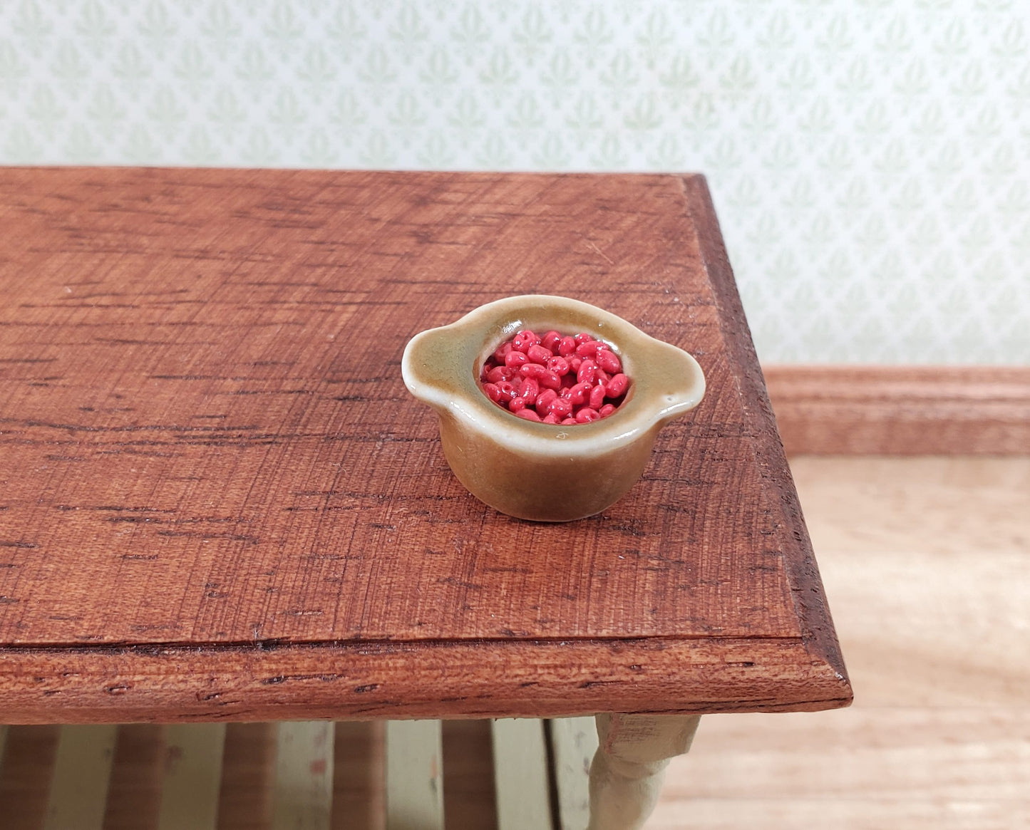 Dollhouse Kidney Beans Side Dish in a Ceramic Pot 1:12 Scale Miniature Food