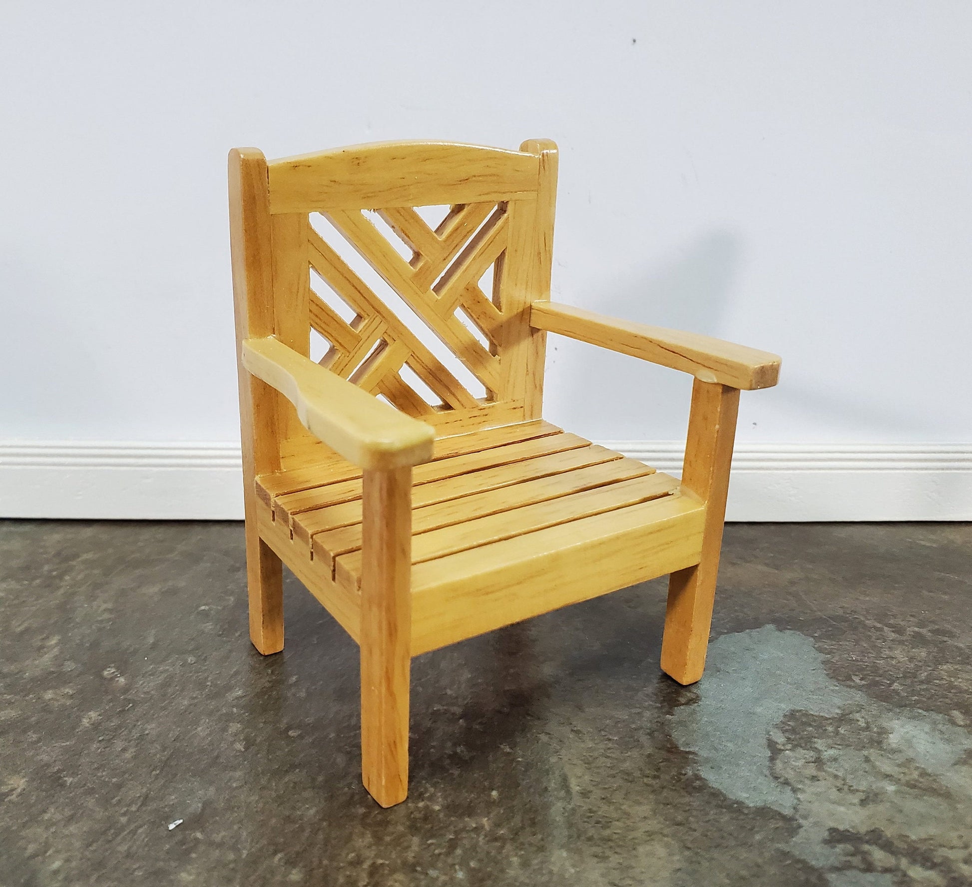Dollhouse Chair Outdoor Garden Porch Patio Light Oak 1:12 Scale Miniature Furniture