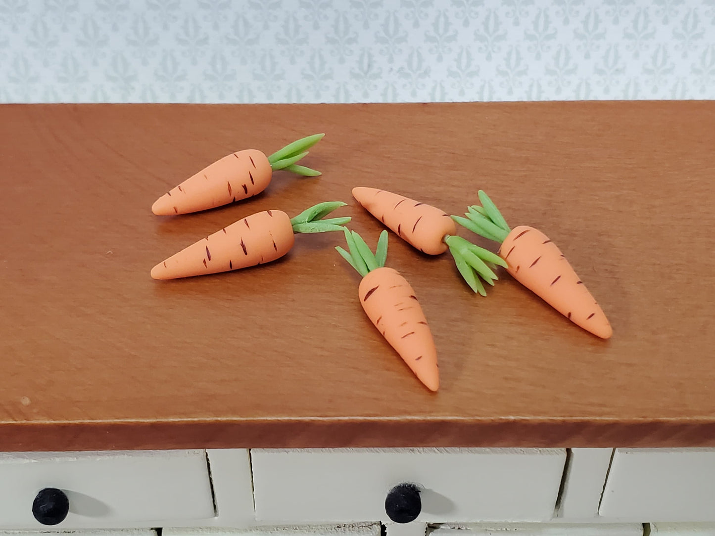 Dollhouse Carrots Set of 5 Vegetables 1:12 Scale Miniatures Kitchen Groceries