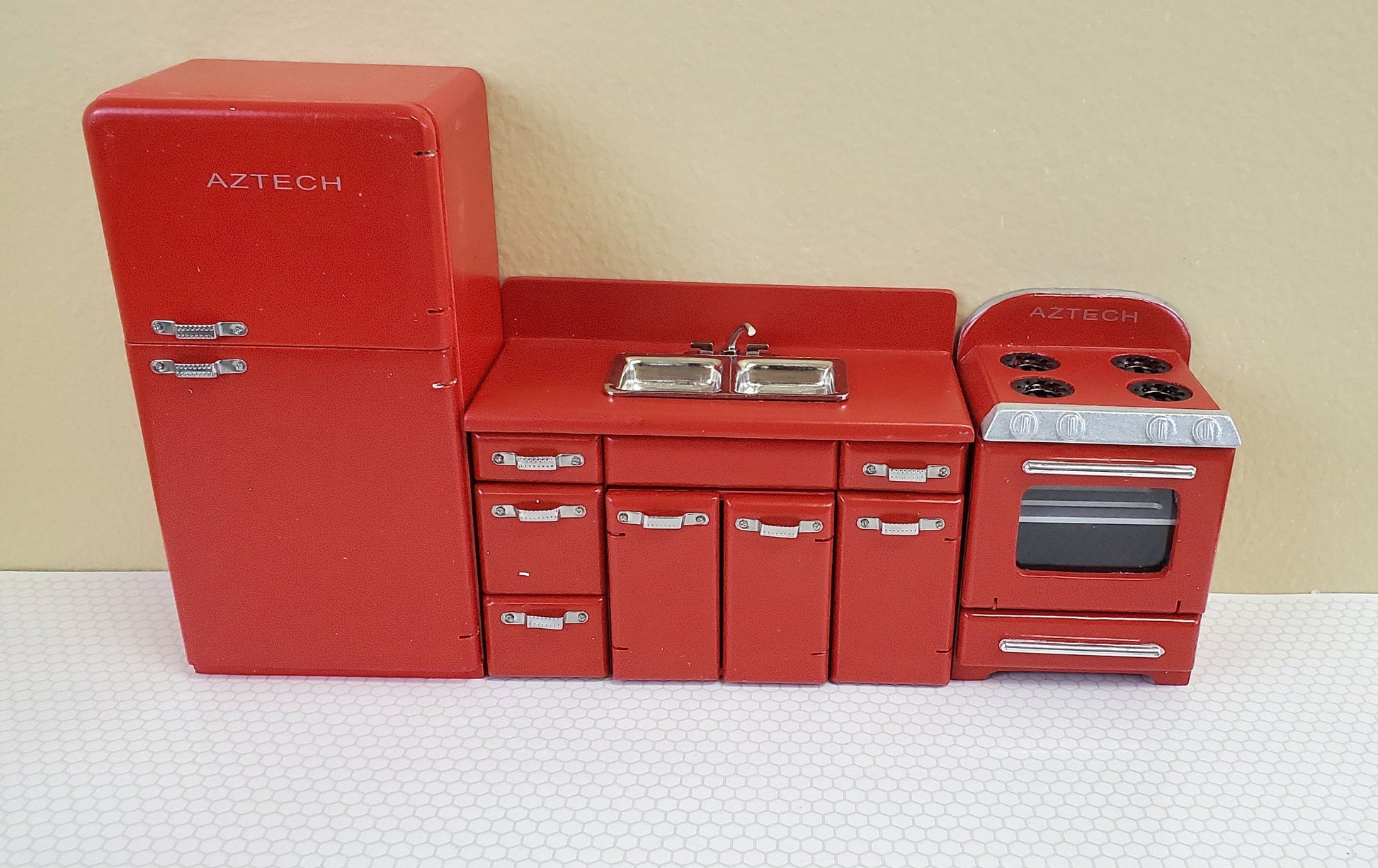 Dollhouse Miniature Kitchen Wall Set Fridge Sink Stove Oven 1:12 Scale Red