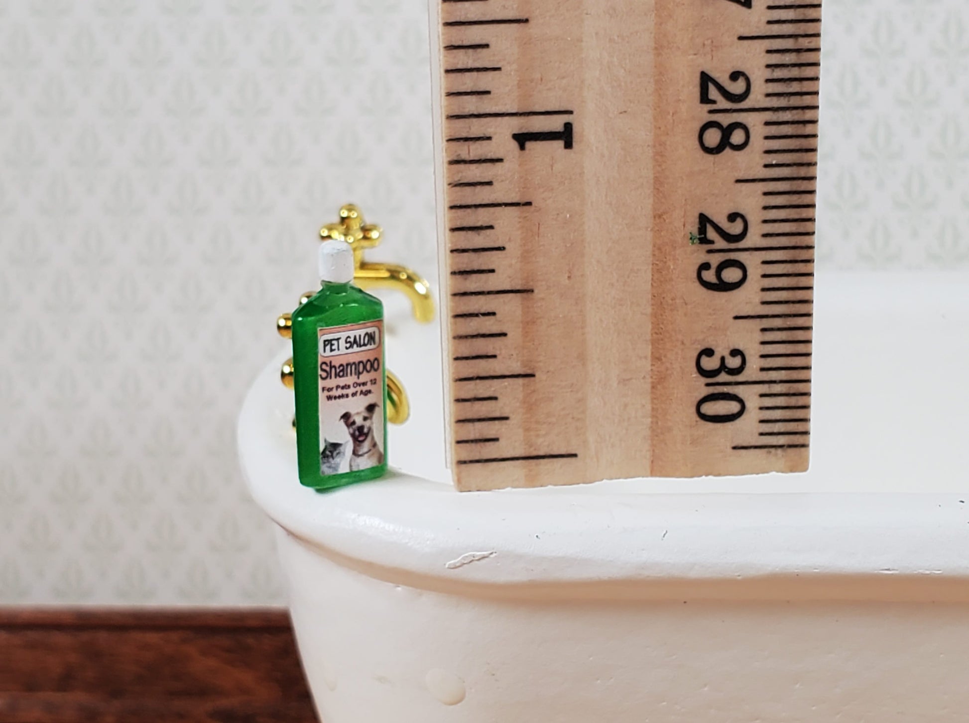 Dollhouse Pet Shampoo for Dogs and Cats 1:12 Scale Miniature Decor