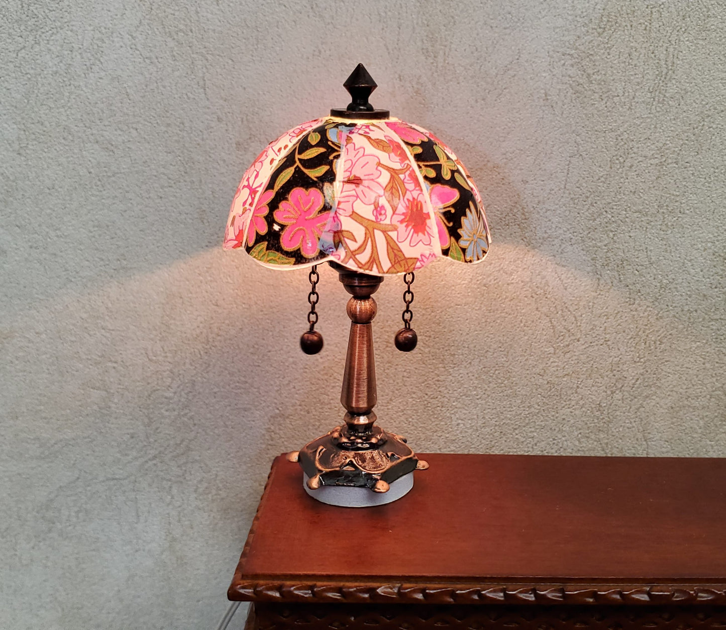 Dollhouse Table Lamp 12 volt w/ Plug Floral Shade Bronze Base 1:12 Scale
