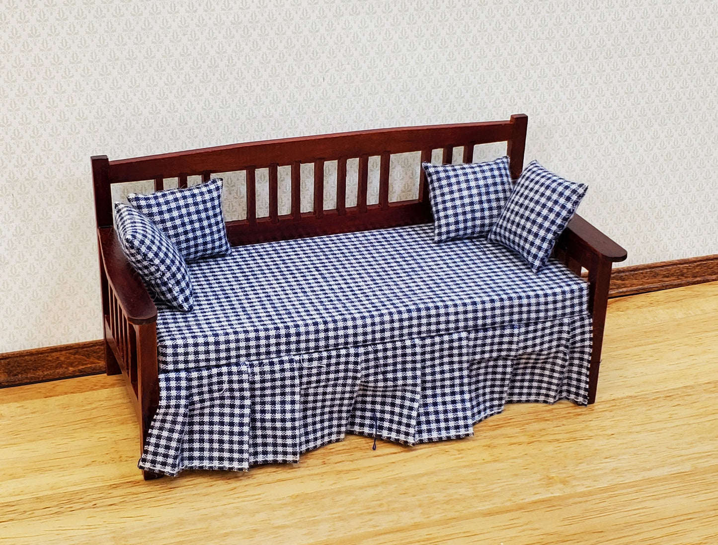 Dollhouse Day Bed with Pillows Mahogany Finish 1:12 Scale Miniature Furniture