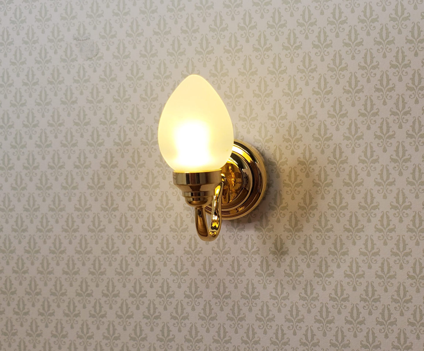 Dollhouse Tear Drop Sconce Battery Operated with Wand 1:12 Scale Miniature Lamp