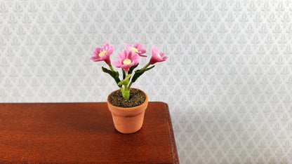 Dollhouse Potted Flowers Pink Daisy Plant 1:12 Scale Houseplant Garden in Terra Cotta Pot