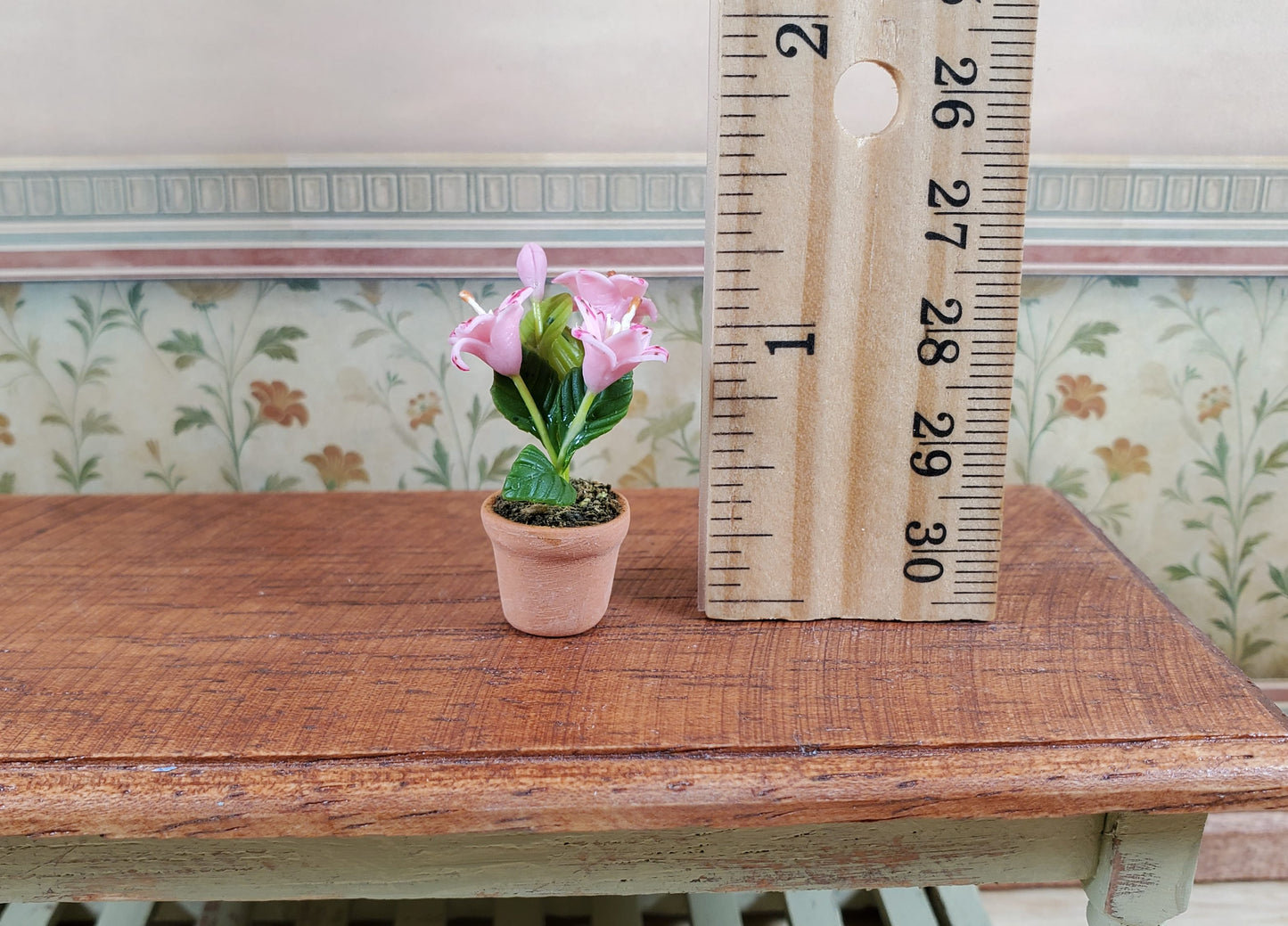 Dollhouse Lilies Pink in a Terra Cotta Planter 1:12 Scale Miniature Lily Flowers