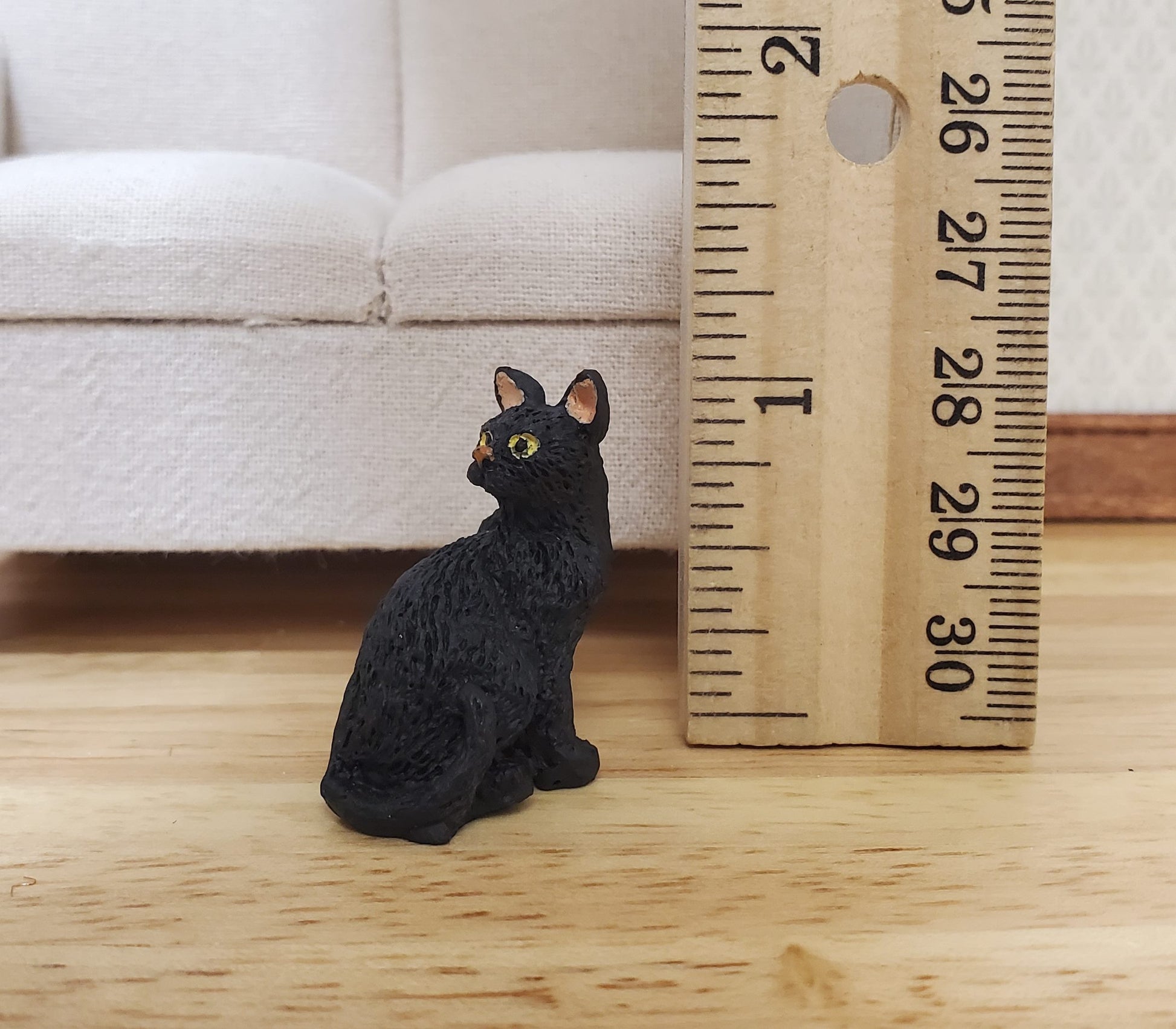 Dollhouse Black Kitty Cat Sitting Looking Back 1:12 Scale Miniature Pet