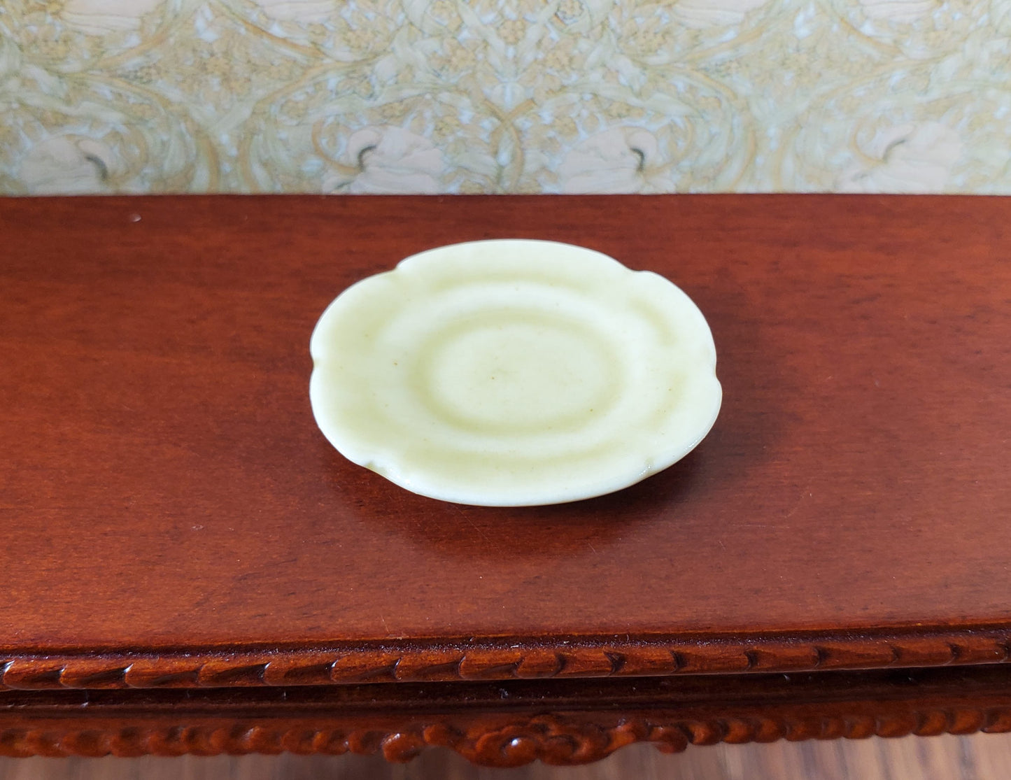Dollhouse Light Brown Ceramic Serving Platter Scallop Edge 1:12 Scale Miniature