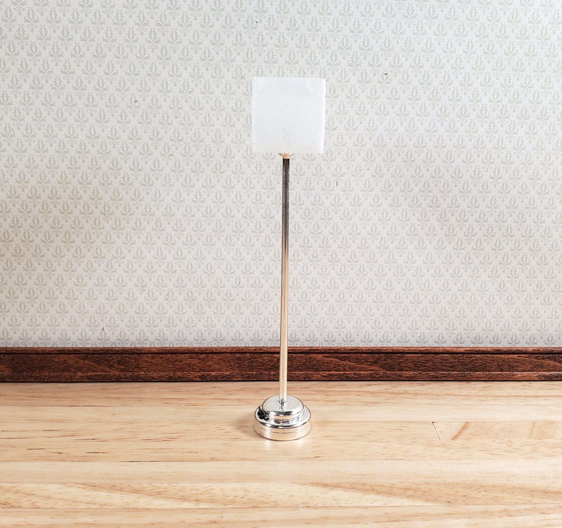 Dollhouse Miniature Battery Light Modern Floor Lamp Silver 1:12 Scale