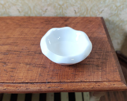 Dollhouse Large White Fluted Ceramic Bowl 1:12 Scale Miniature