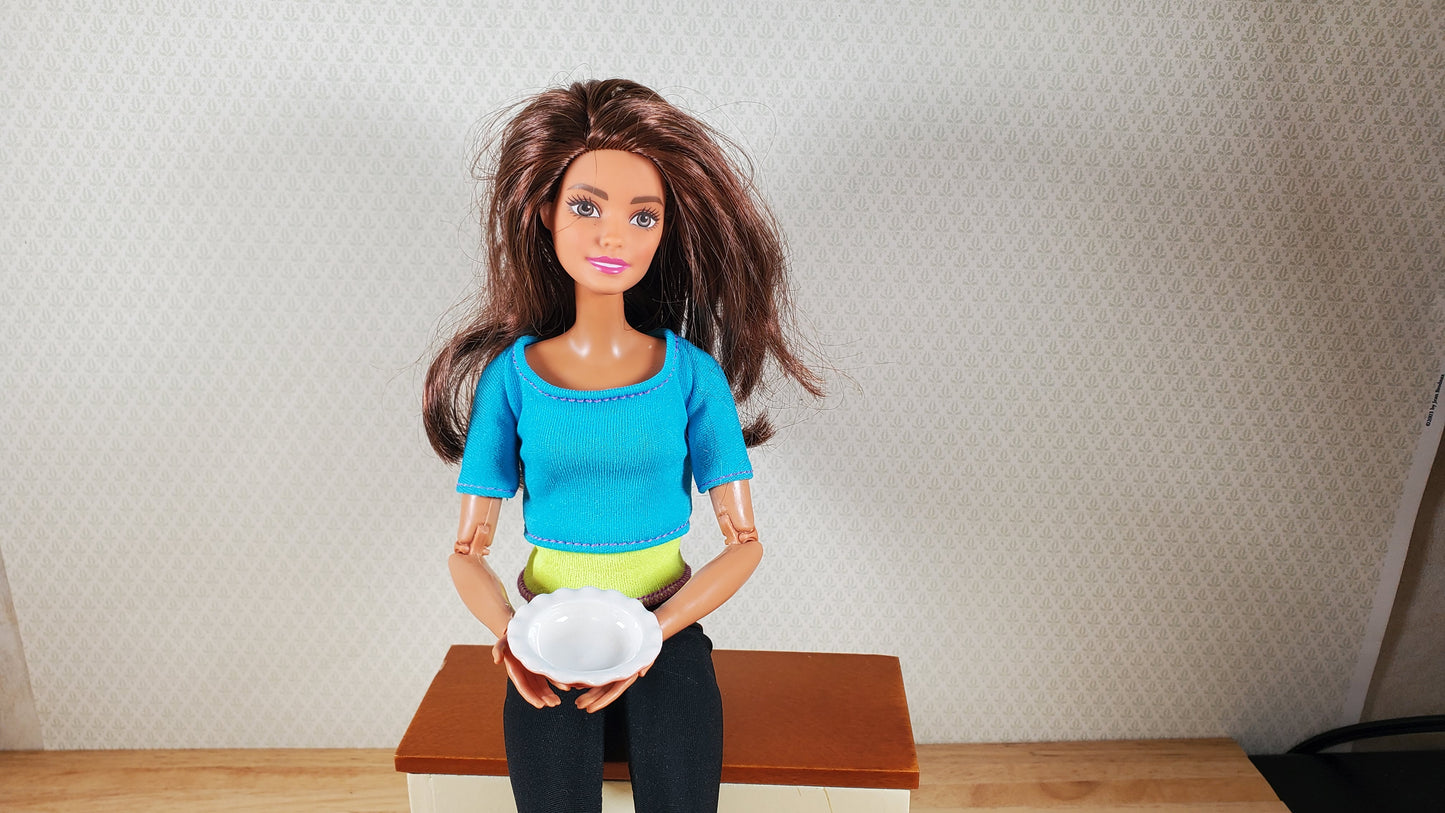 Dollhouse Pie Plate Ceramic Red Bottom 1:6 Scale Miniature Kitchen Accessory