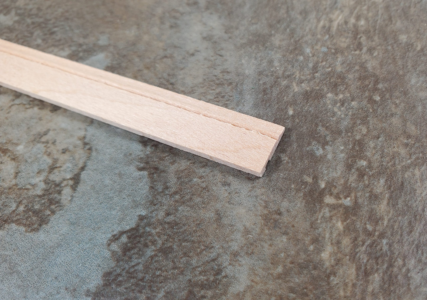 Dollhouse Baseboard Trim w/ Wire Channel 7/16" tall x 18" 1:12 Scale CLA70304