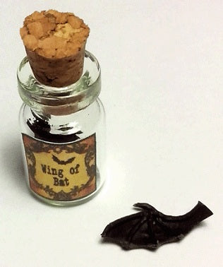 Dollhouse Potion Jar Wing of Bat 1:12 Scale Dollhouse