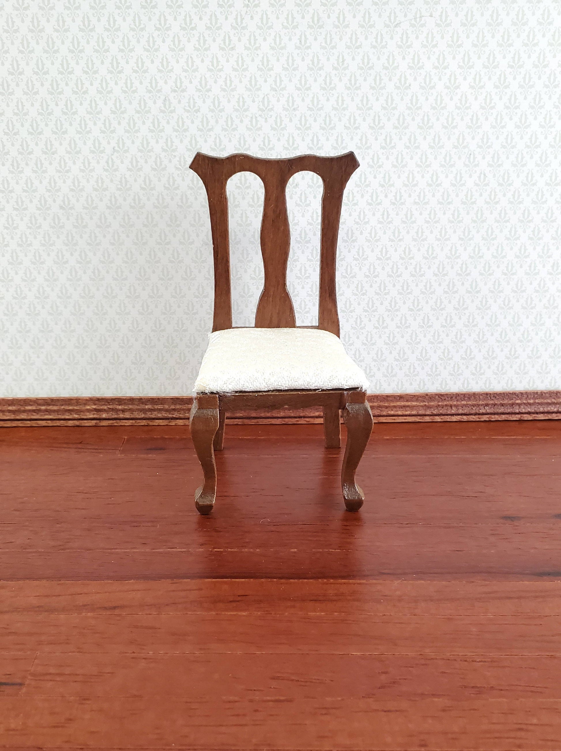 Dollhouse Chair for Kitchen or Dining Room White Seat 1:12 Miniature Furniture