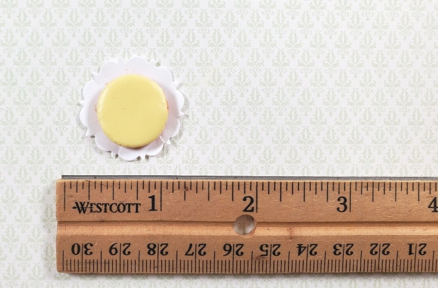 Dollhouse New York Style Cheesecake 1:12 Scale Miniature Food Dessert Bakery