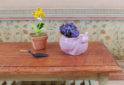 Dollhouse Snail Planter Pink Ceramic 1:12 Scale Miniature Garden Pot for Plants