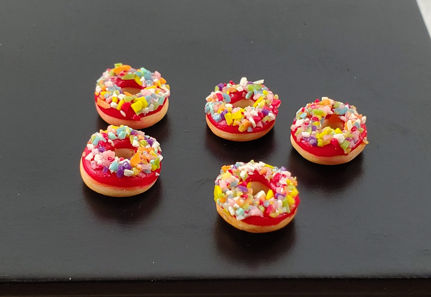 Dollhouse Donuts x5 Red with Sprinkles 1:12 Scale Miniature Food Dessert Bakery