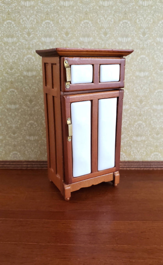 Dollhouse Miniature Small Fridge Ice Box Vintage Style 1:12 Scale Kitchen Reutter Porcelain