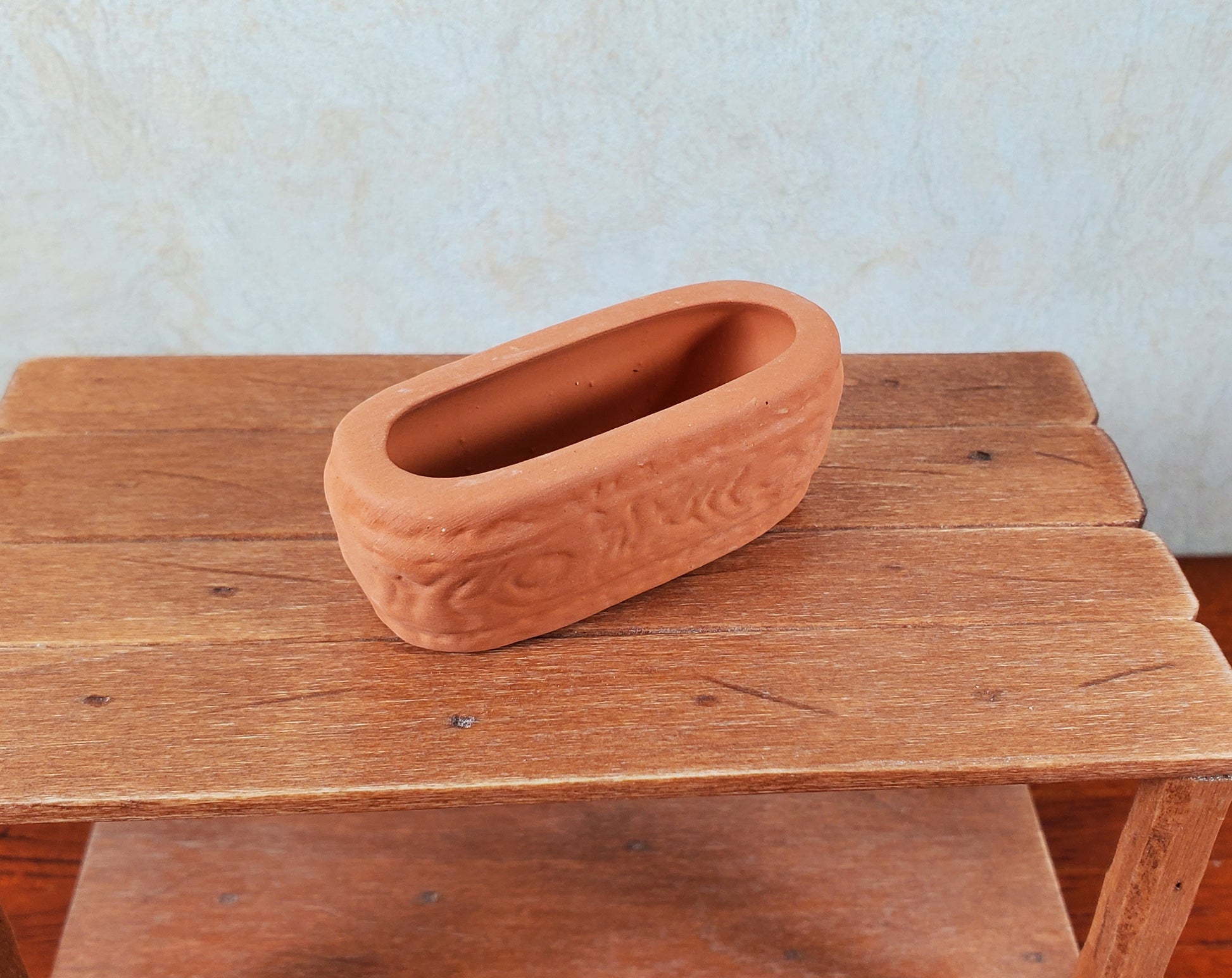 Dollhouse Oval Terra Cotta Planter for Flowers 1:12 Scale Miniature