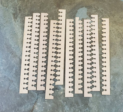 Dollhouse Miniatures Trim Gothic Fleur Style Molding 5/8" x 6" 10 Pieces Scrap Trim 1:12 Scale