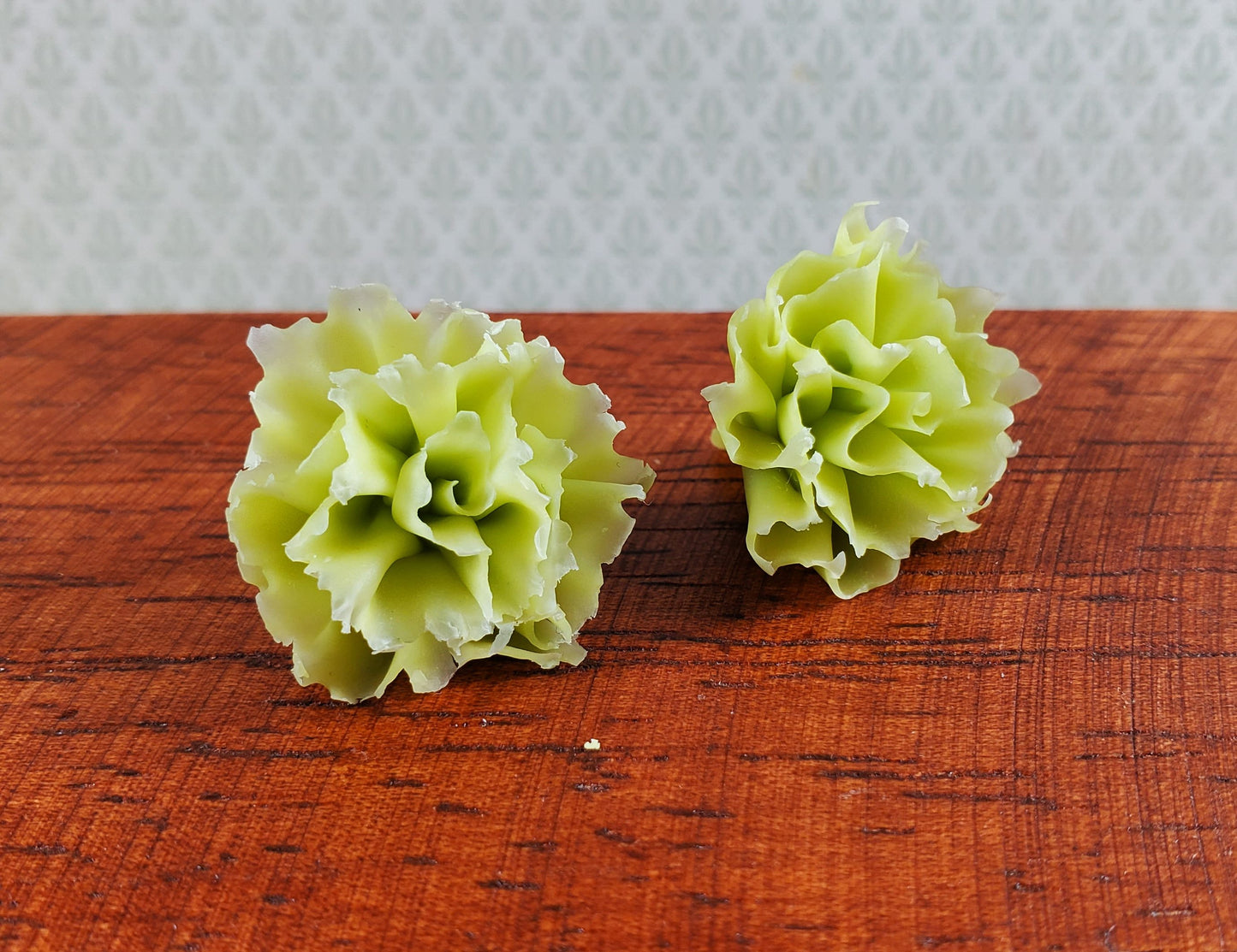 Dollhouse Green Leaf Lettuce 2 Heads 1:12 Scale Miniature Kitchen Groceries