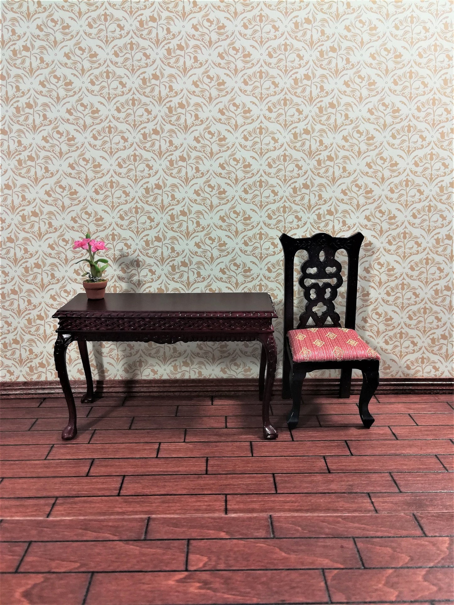 Dollhouse Wallpaper Art Nouveau Gold Tulips on Cream 1:12 Scale Miniature