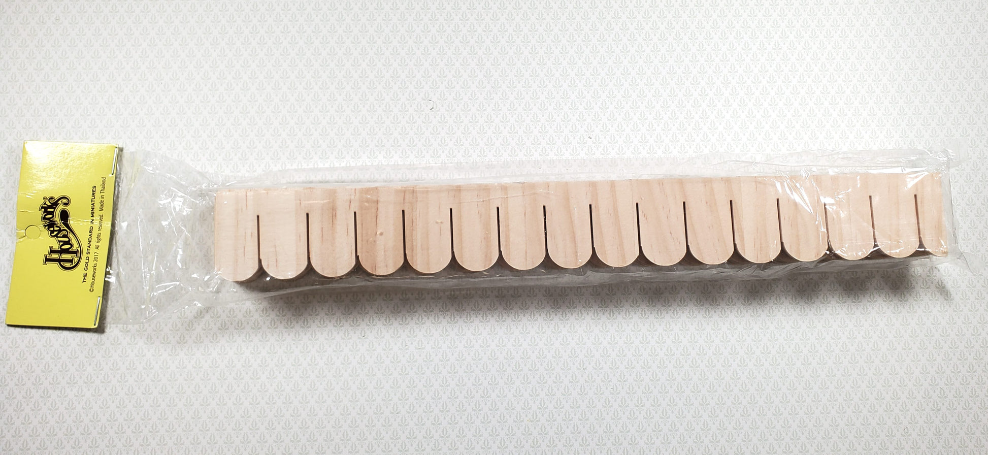 Dollhouse Shingles Wood Strips Fishscale 12 pieces 12" long 1:12 Scale Miniature
