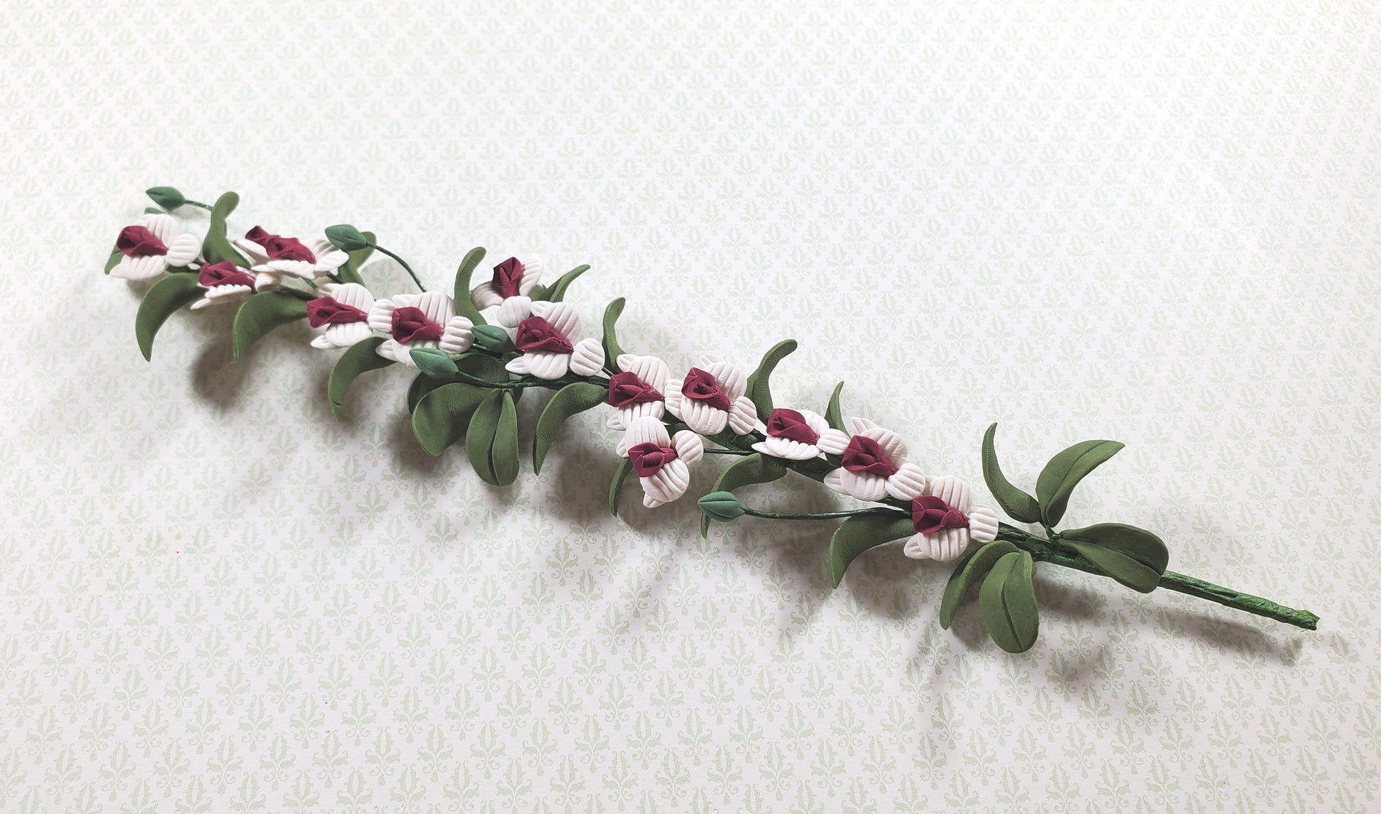 Dollhouse White and Red Flower Vine 1:12 Scale Miniature Garden Plants Flowers