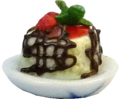 Dollhouse Strawberry Cheesecake with Chocolate Accent 1:12 Scale Miniature Food