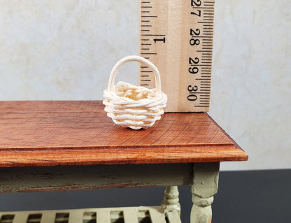 Dollhouse Small Round Natural Fiber Basket with Handle 1:12 Scale Miniature